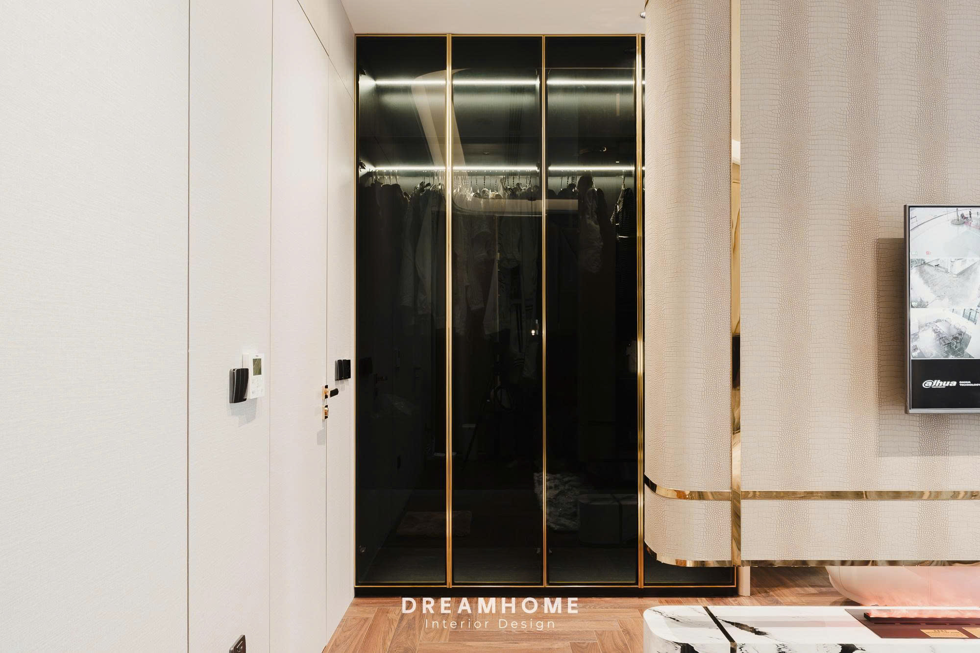 gen h z7209143260779 0d8409d17efaa439f59bccebc51ed711