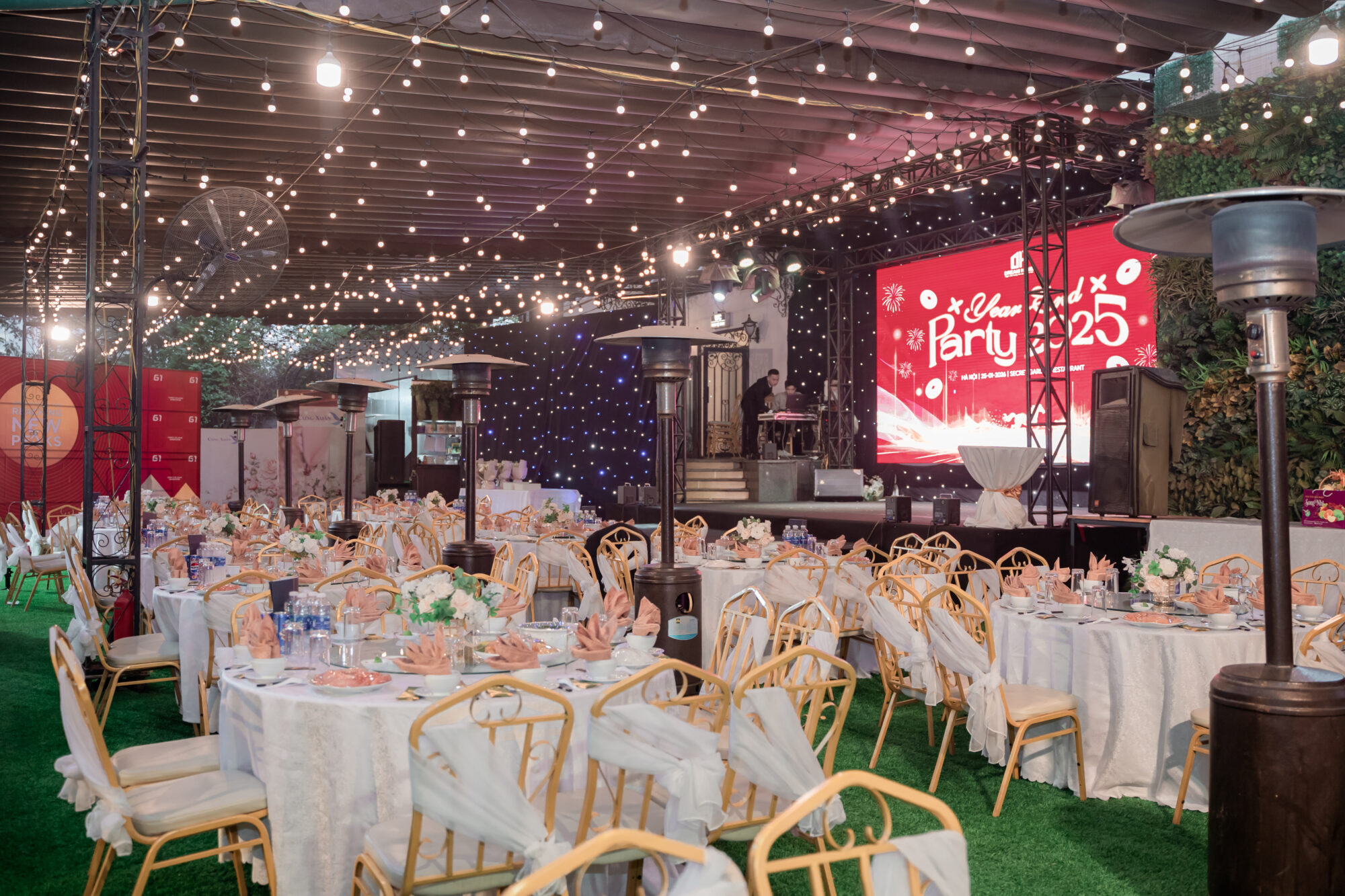 Year End Party 2025 30 DT 07851